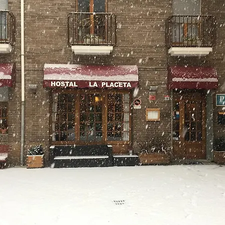 Hostal La Placeta-3
